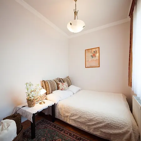 بيت ضيافة Cecile