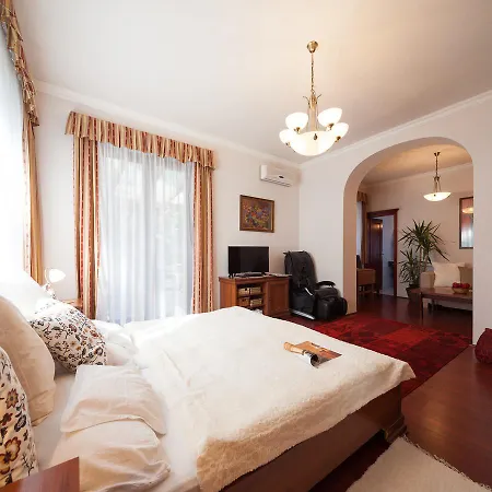 Guest house Cecile 2*