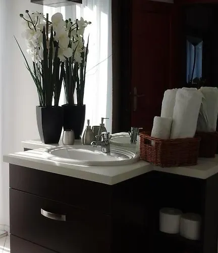 Cecile Vendégház 3*