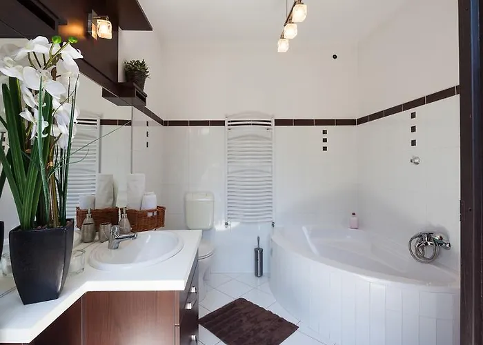 Cecile 3* Шопрон