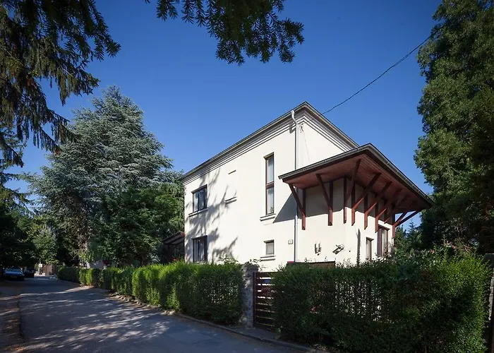 Cecile Vendégház 3*